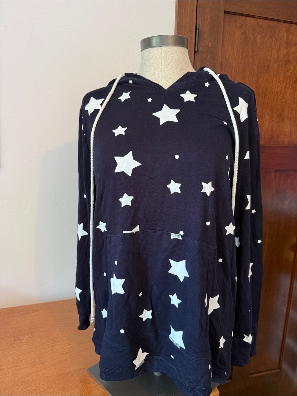 Women's Navy Star Hooded Pullover Sweatshirt